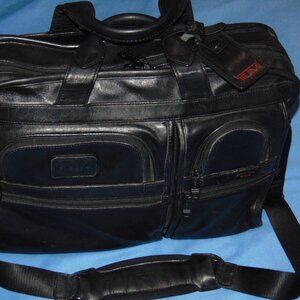 TUMI ALL LEATHER BRIEFCASE WITH SHOULDER STRAP